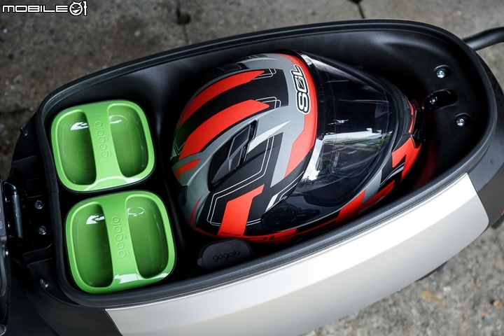 YAMAHA RS NEO v.s. GOGORO 2 Rumbler 正面對決 沒在怕的潮流大PK