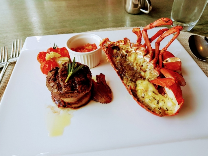 台北市信義區 [寒舍艾麗酒店 LA FARFALLA義式餐廳] 2019/3月換全新菜單 點主餐+半自助式吃到飽之高級精緻風義式料理 2019食記 重要節日聚餐好去處