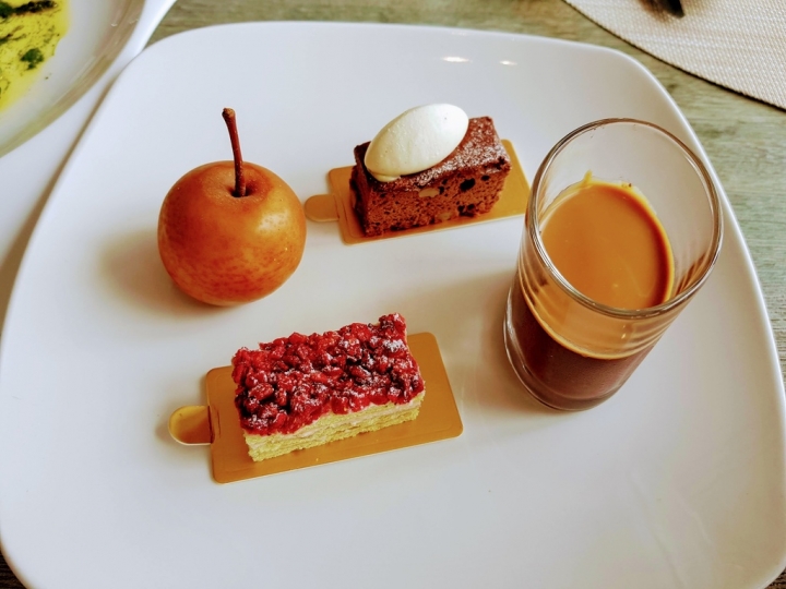 台北市信義區 [寒舍艾麗酒店 LA FARFALLA義式餐廳] 2019/3月換全新菜單 點主餐+半自助式吃到飽之高級精緻風義式料理 2019食記 重要節日聚餐好去處