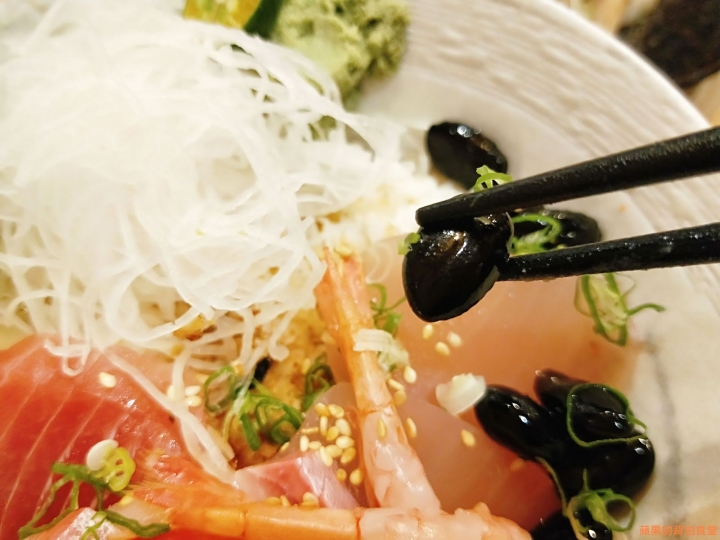 [食記] 新竹北區 - 花沺すし日式料理 生魚片丼飯 茶碗蒸 唐揚炸雞 火烤松阪豬 握壽司 慢工出細活的美味 值得細細品嚐與等待 新竹美食