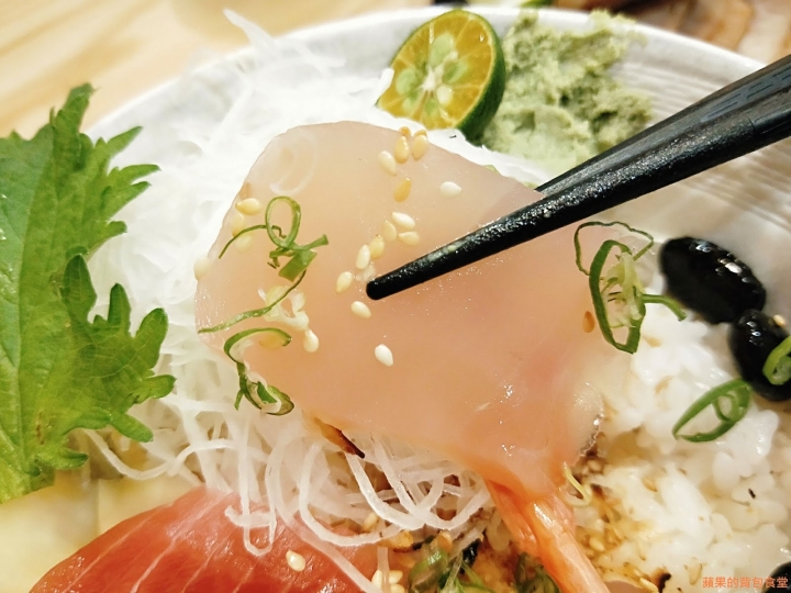 [食記] 新竹北區 - 花沺すし日式料理 生魚片丼飯 茶碗蒸 唐揚炸雞 火烤松阪豬 握壽司 慢工出細活的美味 值得細細品嚐與等待 新竹美食