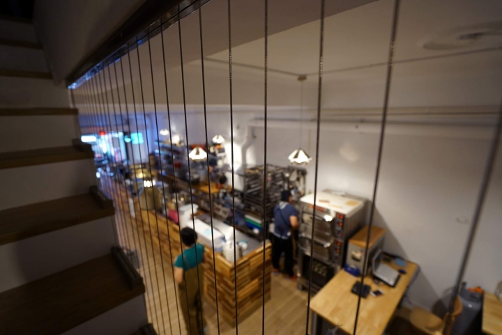 [食記] 新竹。吉十咖啡 肉桂捲 甜點 專業烘焙教室GODSPEED CAFÉ \x26 BAKERY。文青咖啡店+專業烘焙教室!點飲料只要再加49元就有超值早餐!下午茶聚餐推薦!