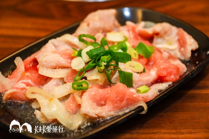 宜蘭火鍋-石老頭石頭火鍋|百元有找超高CP值火鍋!平價麻辣火鍋東門夜市旁