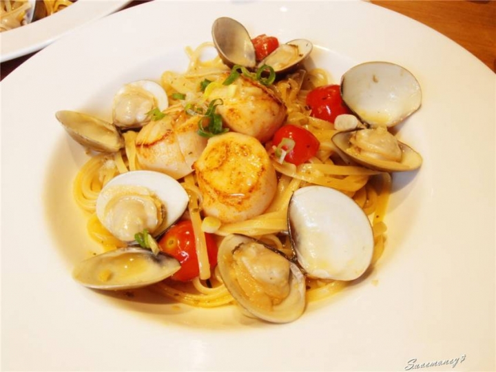 Bistro88 Light|台中南屯輕食料理,春夏菜單新登場 - 達人Emily的播報台