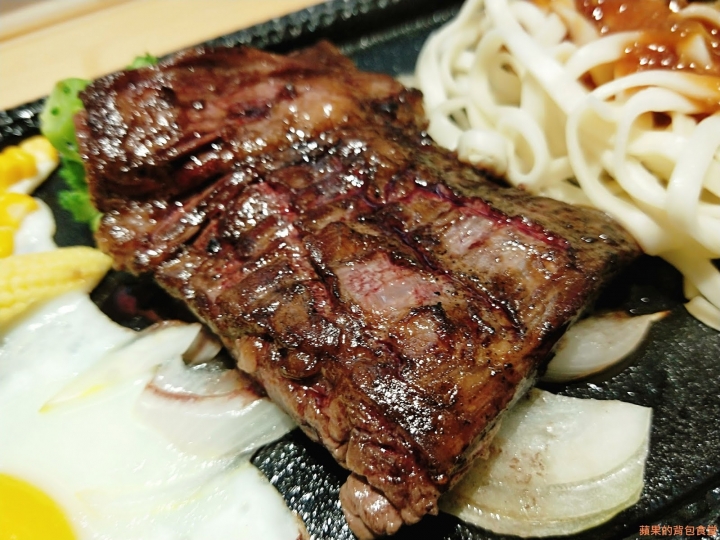 [食記] 新竹東區 - 鉄火牛排 TEKKA STEAK 頂級和牛 增肌減脂 大肌肌套餐 和牛咖哩 和牛滷肉飯 珍珠花生豆花自助吃到飽 關廟鐵板麵 初次遇見美味和牛橫膈膜 新竹美食