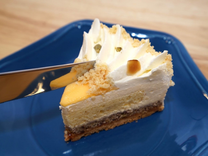 [食記] 新竹。吉十咖啡 肉桂捲 甜點 專業烘焙教室GODSPEED CAFÉ \x26 BAKERY。文青咖啡店+專業烘焙教室!點飲料只要再加49元就有超值早餐!下午茶聚餐推薦!