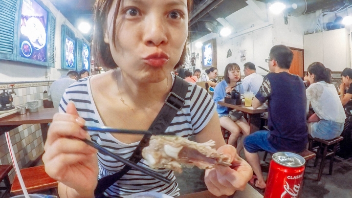 【新加坡Ep6】必吃美食特輯之松發肉骨茶！克拉碼頭河岸美麗夜景與酒吧一條街｜Clarke Quay｜Singapore｜旅行，路上。