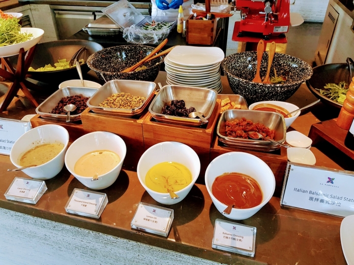 台北市信義區 [寒舍艾麗酒店 LA FARFALLA義式餐廳] 2019/3月換全新菜單 點主餐+半自助式吃到飽之高級精緻風義式料理 2019食記 重要節日聚餐好去處