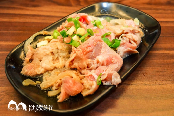 宜蘭火鍋-石老頭石頭火鍋|百元有找超高CP值火鍋!平價麻辣火鍋東門夜市旁