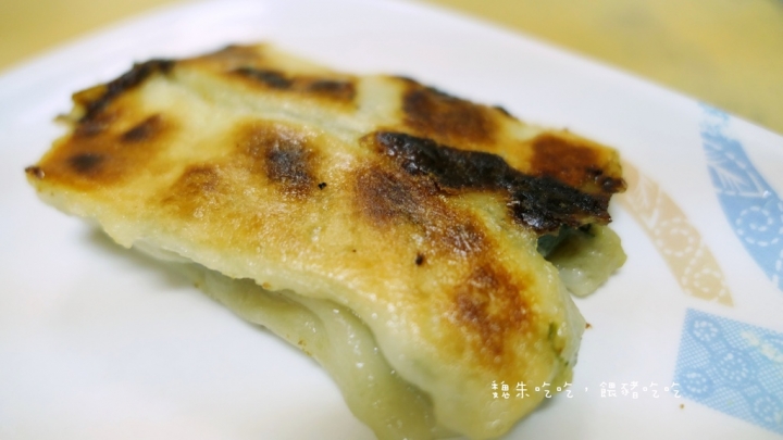 |台中| 巨人傳統早餐 | 燒餅酥脆，選擇多份量足的優秀早餐店