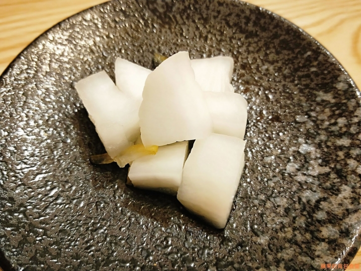[食記] 新竹北區 - 花沺すし日式料理 生魚片丼飯 茶碗蒸 唐揚炸雞 火烤松阪豬 握壽司 慢工出細活的美味 值得細細品嚐與等待 新竹美食