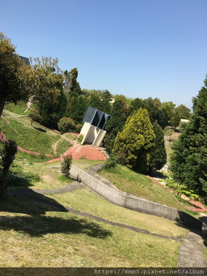 【玩】日本 岐阜 養老公園-養老天命反転地-好玩好拍的藝術天堂
