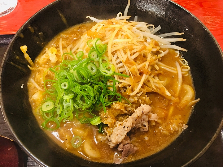 【大阪府】平價又美味的超濃郁咖哩烏龍麵「得正烏龍麵」