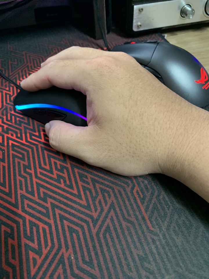 Pulsefire SurgePulsefire Surge RGB 超簡易開箱