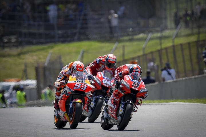 【MotoGP2019】極度辛辣的義大利大戰! Petrucci 勇奪義大利分站冠軍