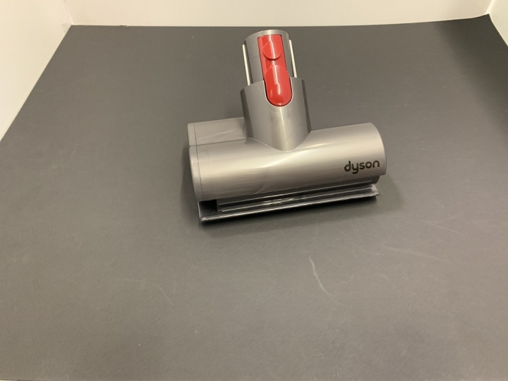 【開箱】Dyson V11 出任務(我召喚你回來，重生吧塵蟎，我還你原形)