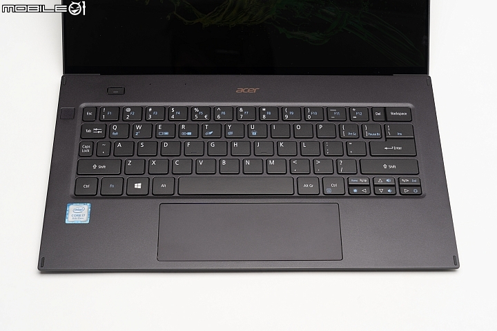 Acer Swift 7 2019 極致輕薄、長效續航！