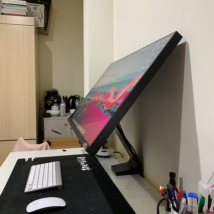 [開箱] Samsung 32" Space Monitor - S32R750UEC