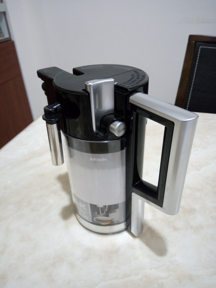 點我看大圖 我的第一台咖啡機開箱分享(Delonghi ESAM 6700 EX3)