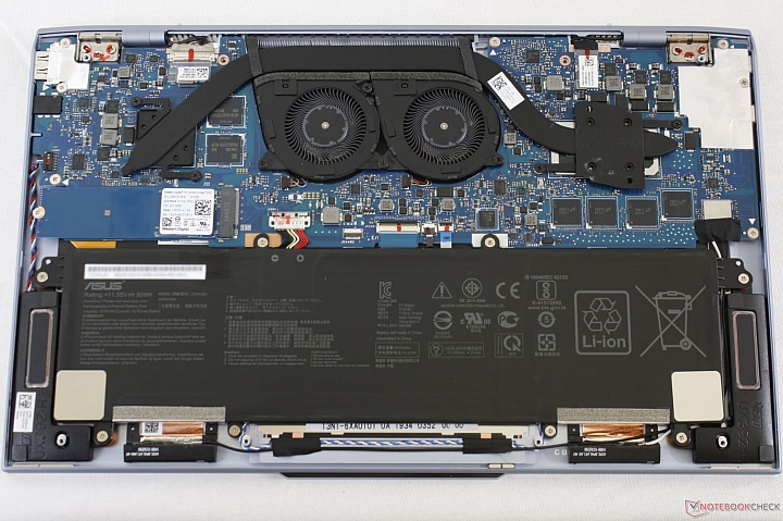 ASUS ZENBOOK S13 UX392FN 洗練精悍低調之作