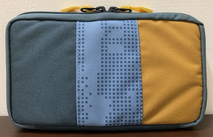 【分享】旅行的好夥伴~EVOC TRAVEL CASE 護照包