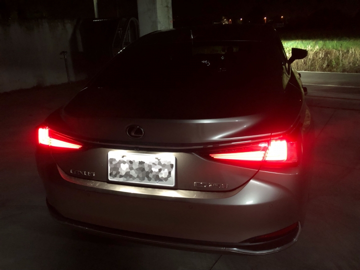 Lexus ES250開箱文（文長慎入）