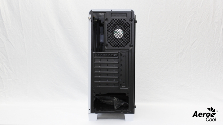 愛樂酷AeroCool Cylon賽隆,13色炫彩RGB大軍報到【開箱】