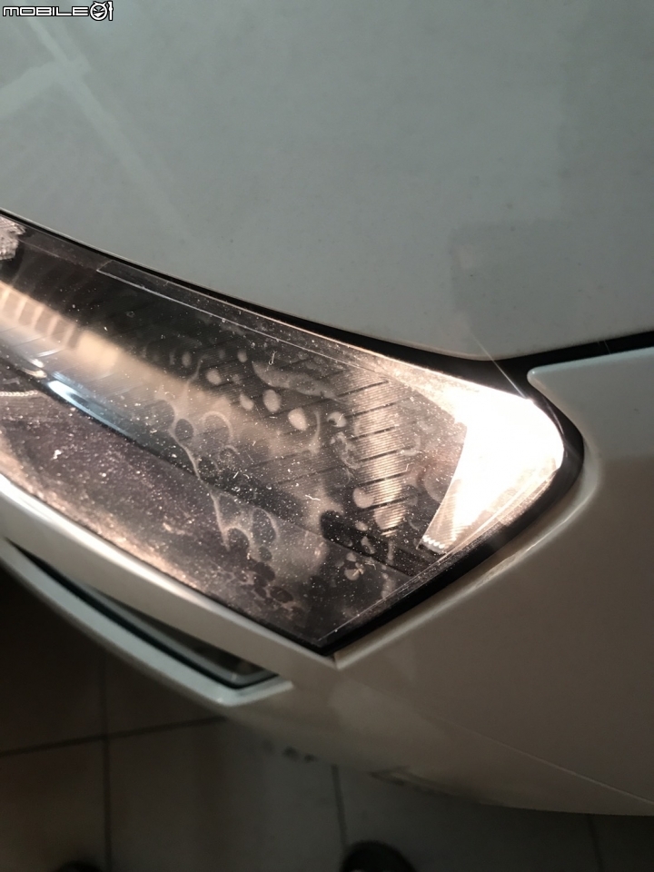 2018年式 菁英款小熊 大燈霧化問題以及SKODA 台中南屯廠 回覆