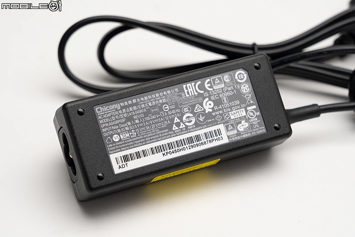 Acer Swift 7 2019 極致輕薄、長效續航！