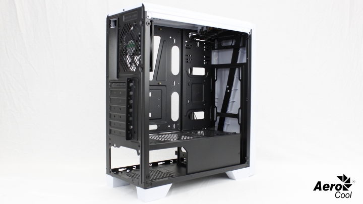 愛樂酷AeroCool Cylon賽隆,13色炫彩RGB大軍報到【開箱】