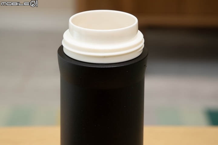 that 奇想生活｜奇享杯「琺瑯保溫」內層好清洗 跟餘味說掰掰！