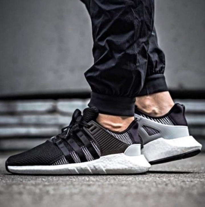 Adidas Eqt 91/16版型尺寸