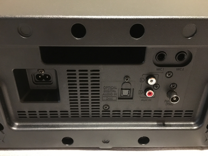 [開箱] Panasonic SC-UA3 不一樣的手提CD音響