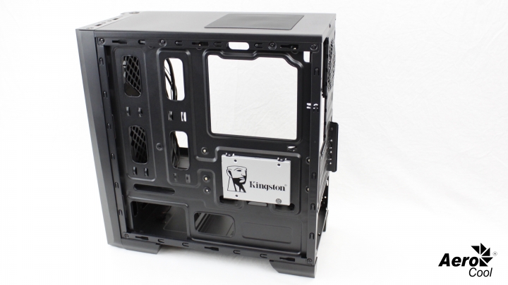 愛樂酷AeroCool Cylon賽隆,13色炫彩RGB大軍報到【開箱】