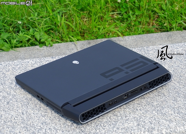 Dell Alienware Area-51m 17吋大改款與高效能解析