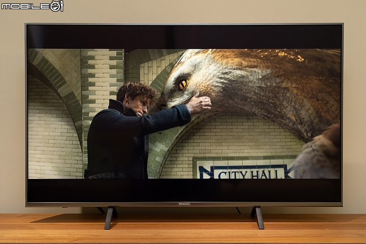 Panasonic TH-49GX800W 4K HDR LED TV 日製 HCX 晶片入魂！