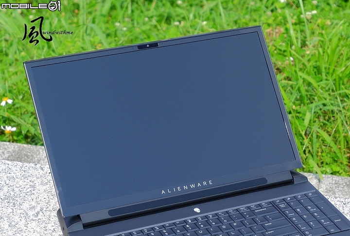 Dell Alienware Area-51m 17吋大改款與高效能解析