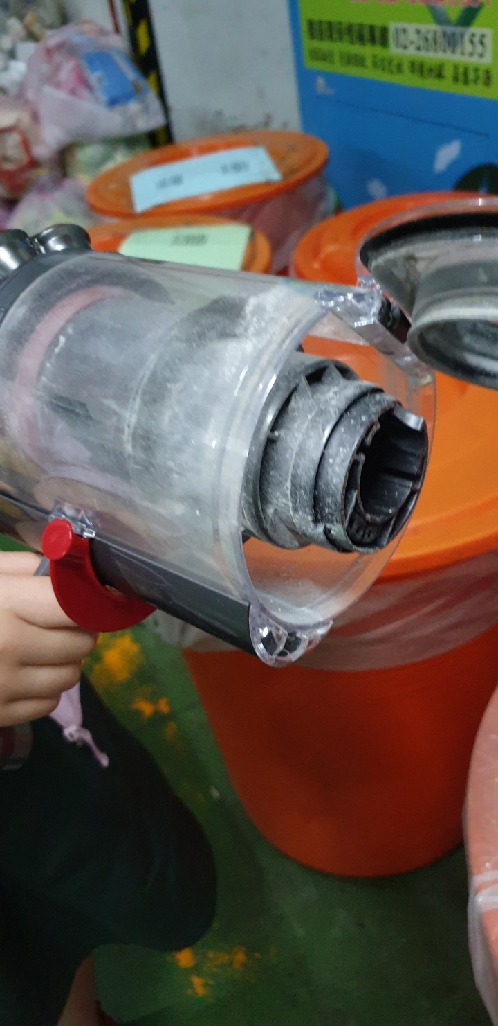 《Dyson V11™無線吸塵器》試用心得