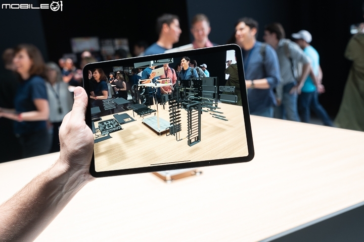 Apple Mac Pro 2019 與 Pro Display XDR 動眼看！ 微妙外型下的強大效能！
