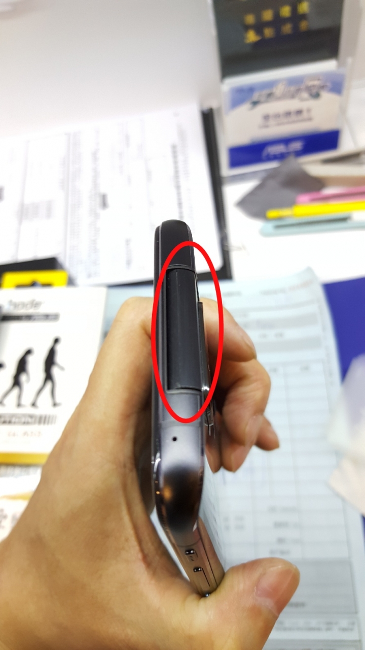 Zenfone 6 忠孝SOGO預購取機 新品瑕疵 待續!
