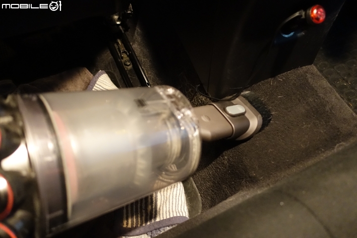 【大叔愛掃地】倚天屠龍使用日記-全新Dyson V11™既出，誰與爭鋒