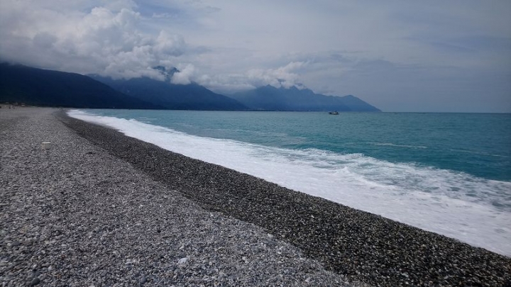 20樓的天空 Posts 花蓮、宜蘭、東北角悠悠哉哉四天三夜親子之旅Day2-4行程~[花蓮景點]美麗的七星潭~看海吹風的好去處