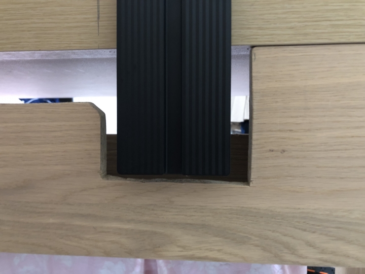 Samsung Space Monitor (S32R750UEC) 開箱使用心得
