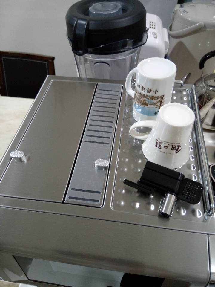 我的第一台咖啡機開箱分享(Delonghi ESAM 6700 EX3)