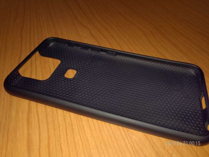 偽開箱 Zenfone6保護殼列傳