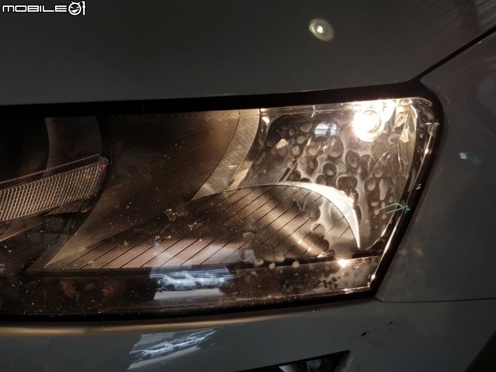 2018年式 菁英款小熊 大燈霧化問題以及SKODA 台中南屯廠 回覆