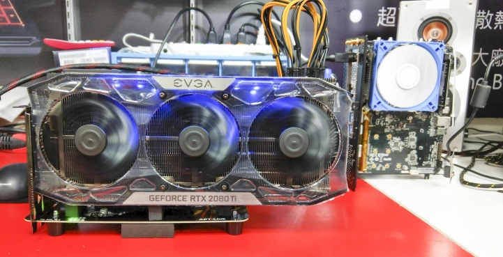 最強顯示卡外接體驗m.2 NVME外接顯示卡擴充套件搭配 RTX2080TI