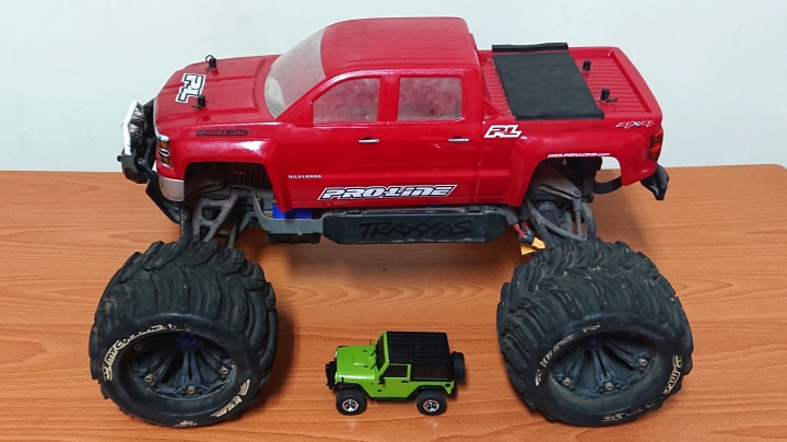 [簡易開箱] 1/6 Traxxas XMAXX 8s 無刷暴力大腳車