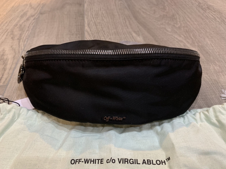 「開箱」Off-White 當季工業用腰帶 側/腰包