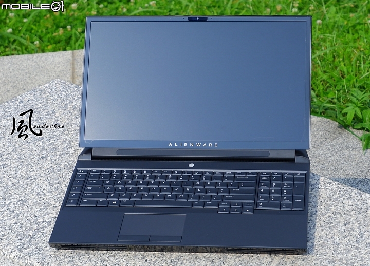 Dell Alienware Area-51m 17吋大改款與高效能解析